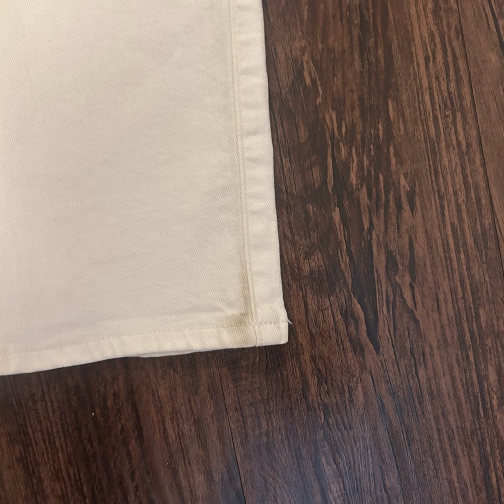 selling Madewell “the perfect vintage wide-leg crop jeans” in size 31T